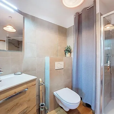 Apartamento L'espace Montagne-8 By Interhome